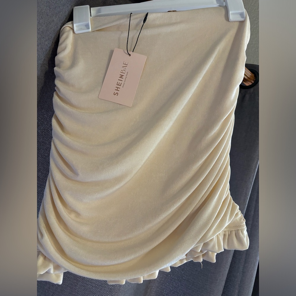 Pencil skirt